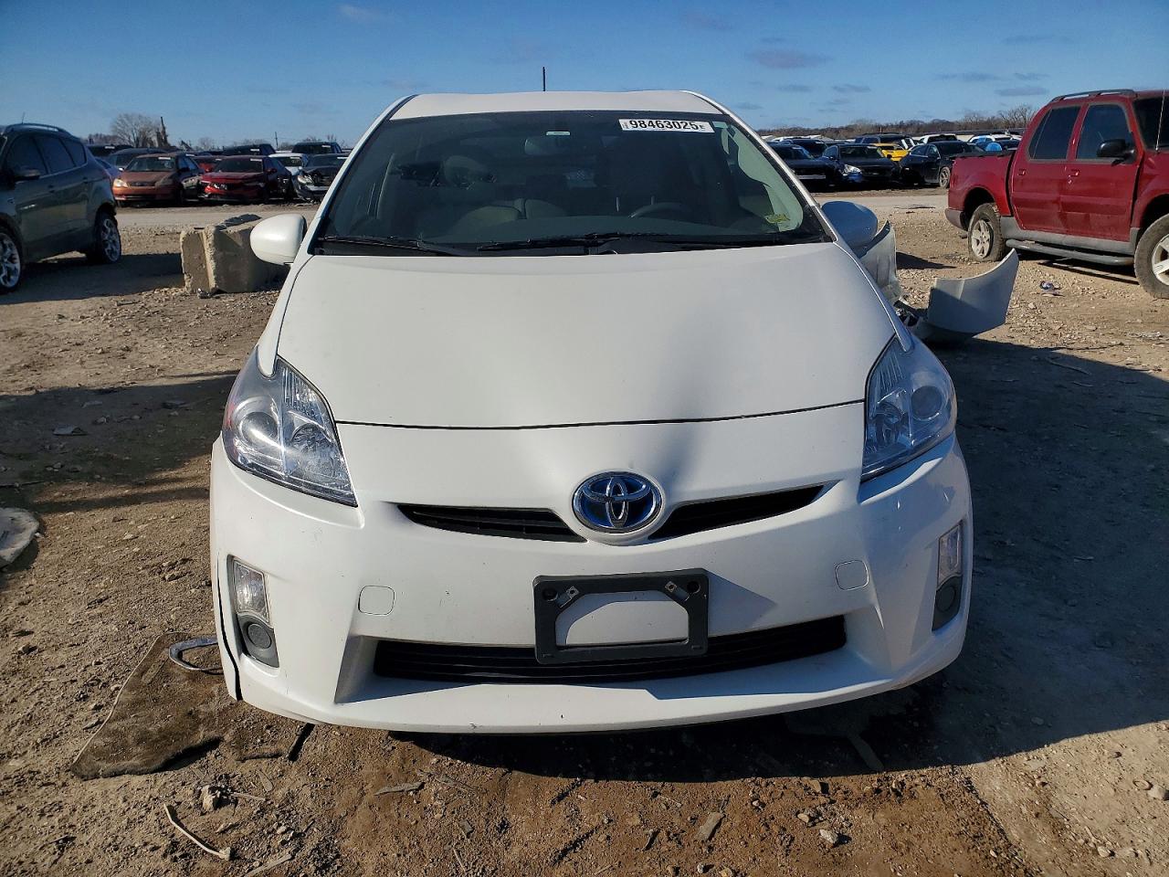2011 TOYOTA PRIUS photo 5