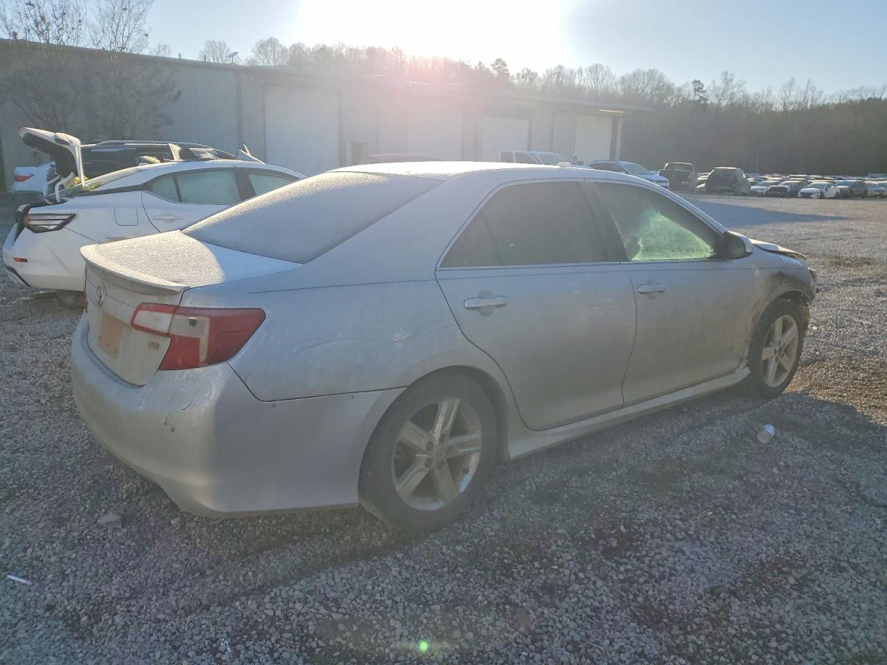 2013 TOYOTA CAMRY L photo 3