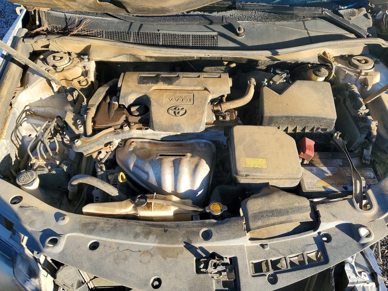 2013 TOYOTA CAMRY L photo 11