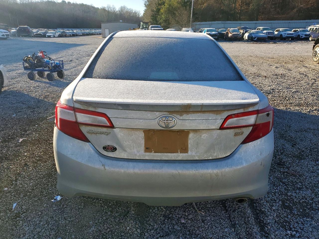 2013 TOYOTA CAMRY L photo 6