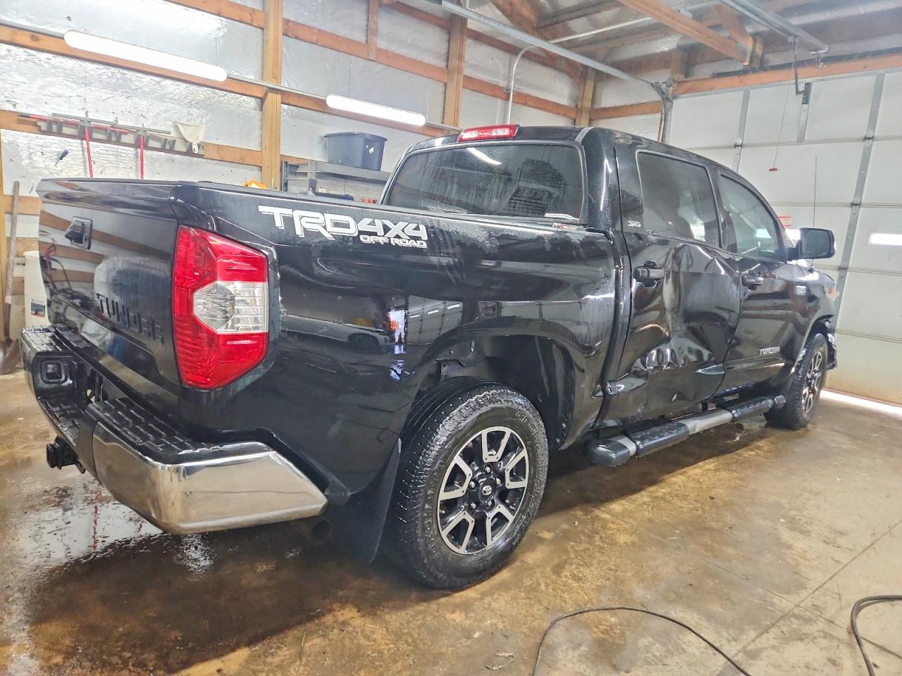 2014 TOYOTA TUNDRA CREWMAX SR5 photo 3