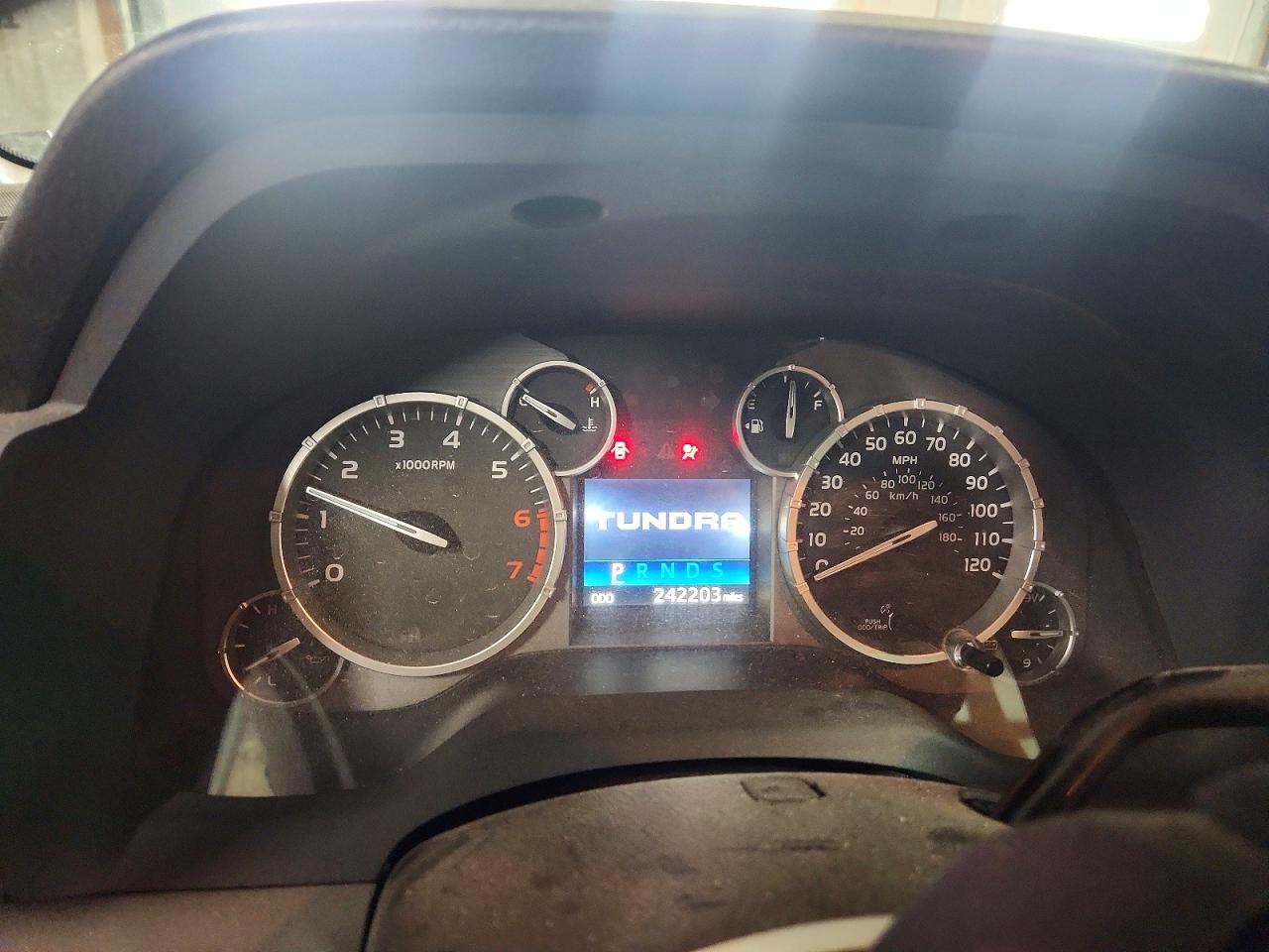 2014 TOYOTA TUNDRA CREWMAX SR5 photo 9