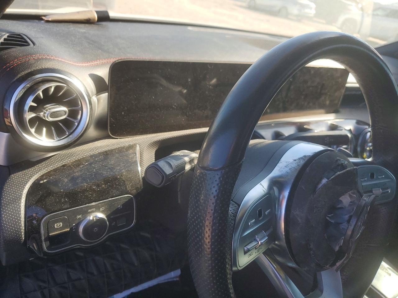 2020 MERCEDES-BENZ CLA AMG 35 4MATIC photo 9