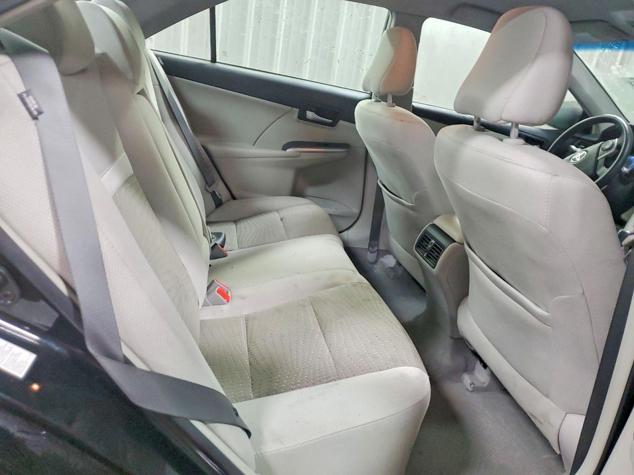 2014 TOYOTA CAMRY HYBRID photo 19