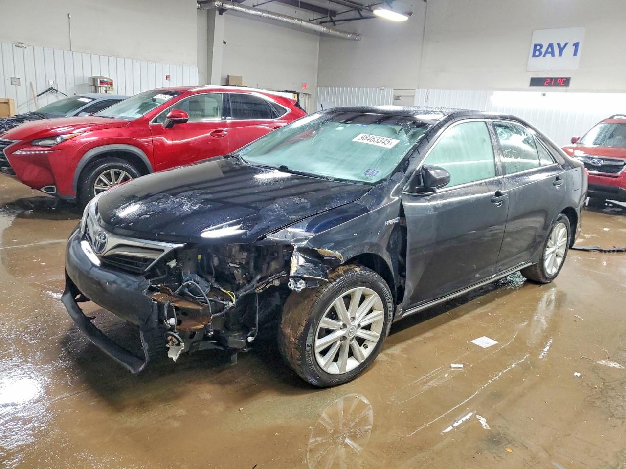 2014 TOYOTA CAMRY