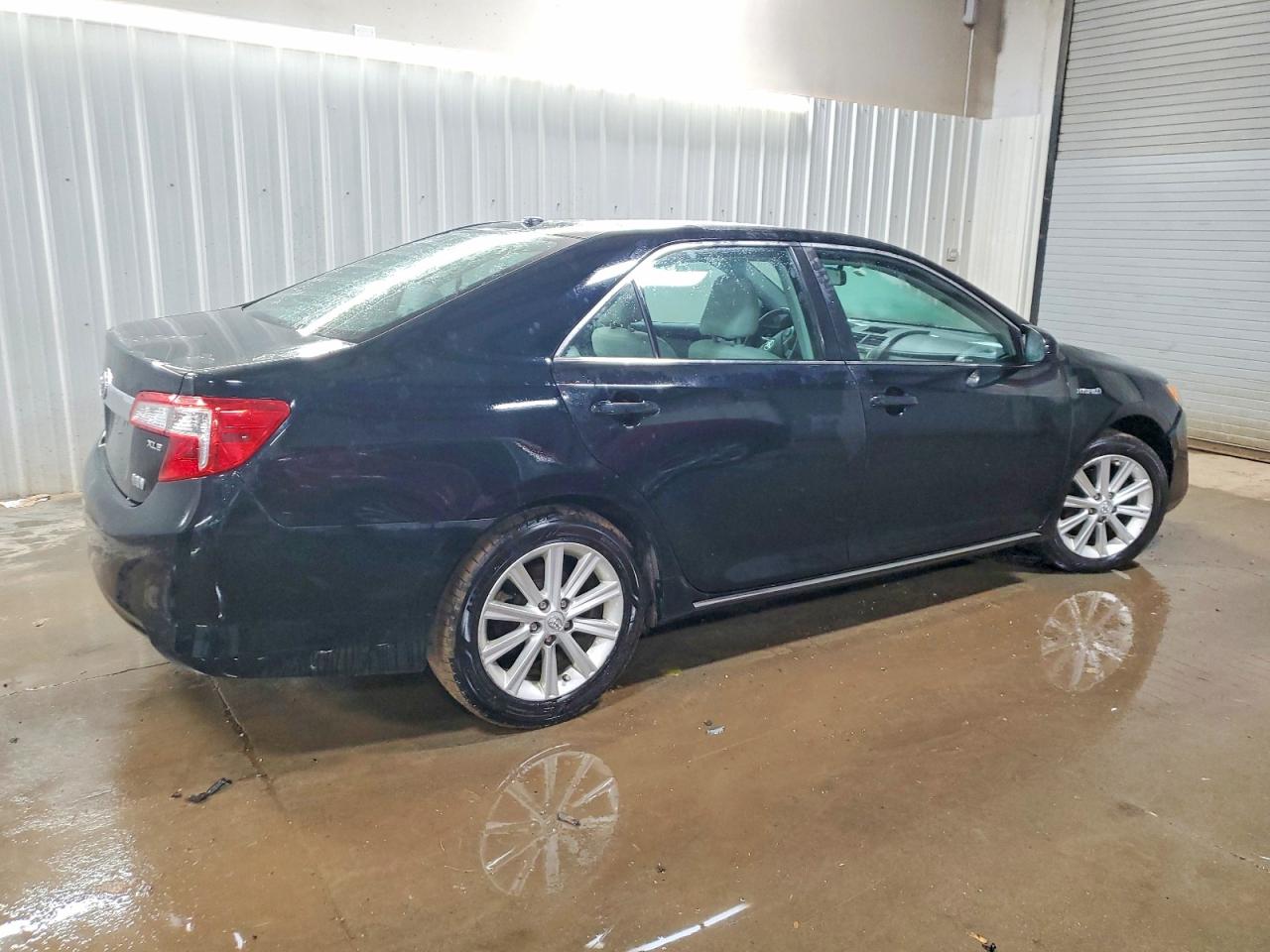 2014 TOYOTA CAMRY HYBRID photo 5
