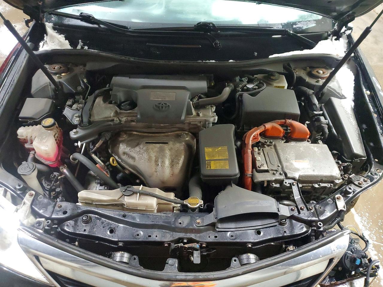 2014 TOYOTA CAMRY HYBRID photo 21
