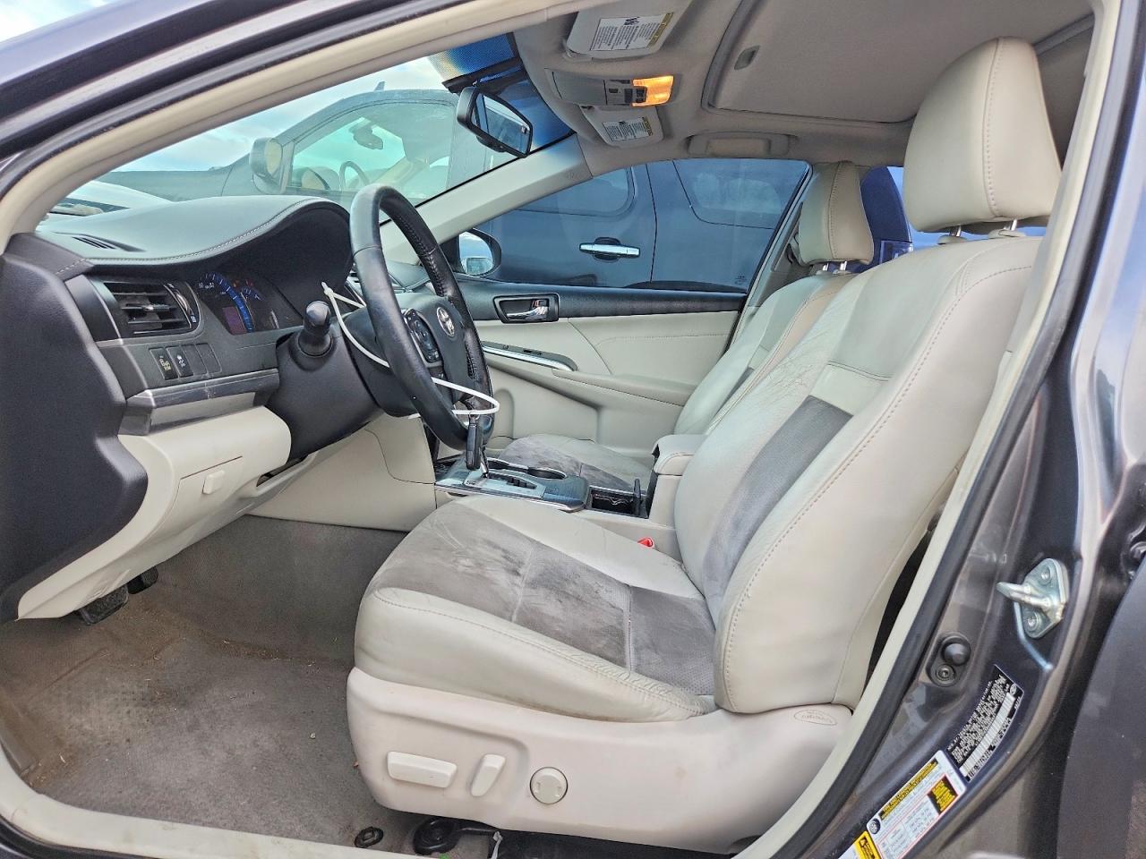 2013 TOYOTA CAMRY HYBRID photo 7