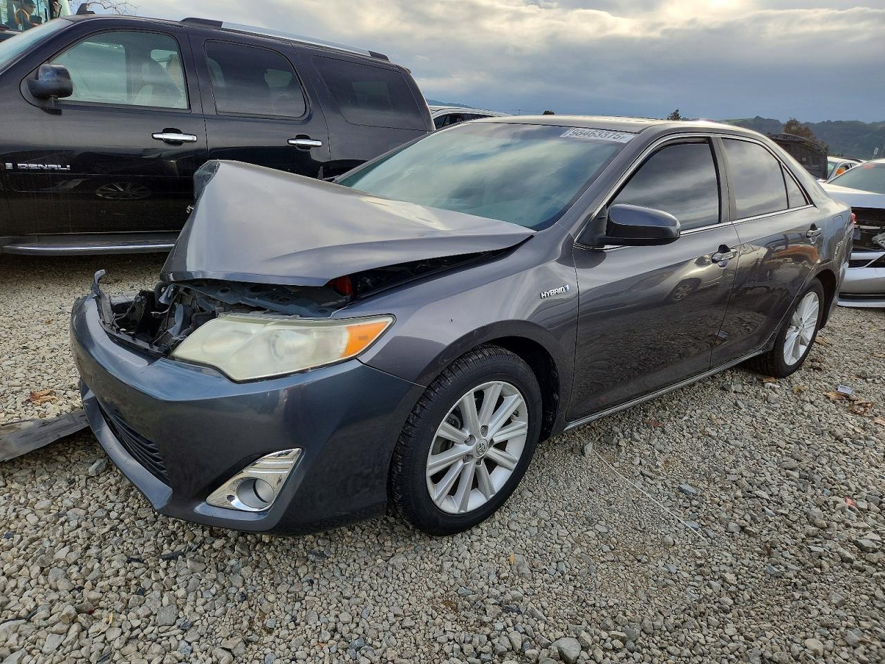 2013 TOYOTA CAMRY