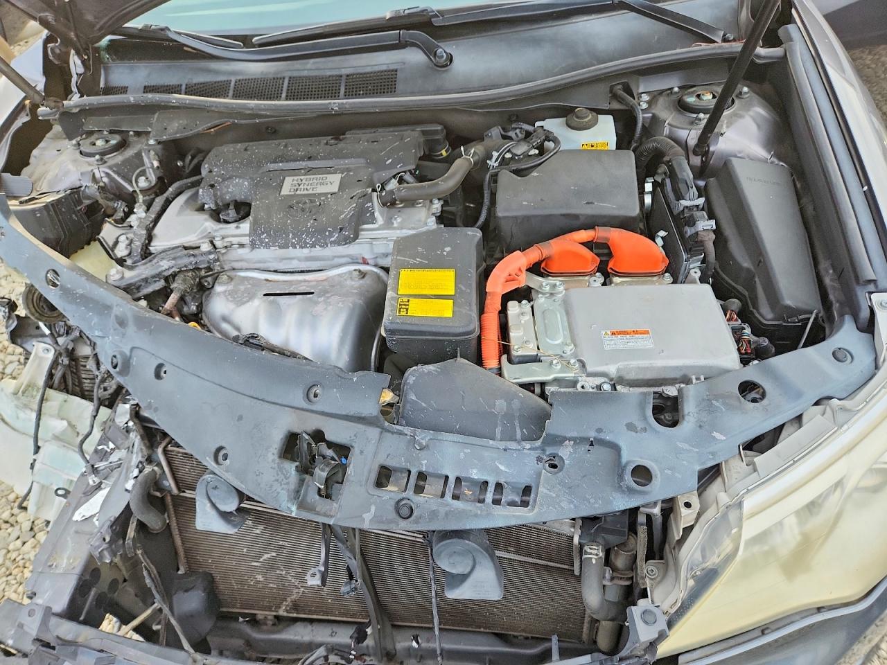 2013 TOYOTA CAMRY HYBRID photo 11