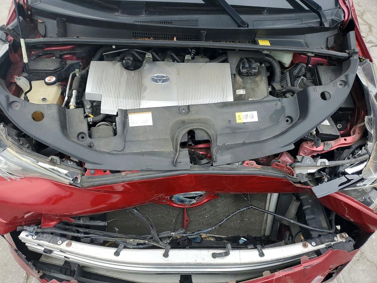 2017 TOYOTA PRIUS photo 11