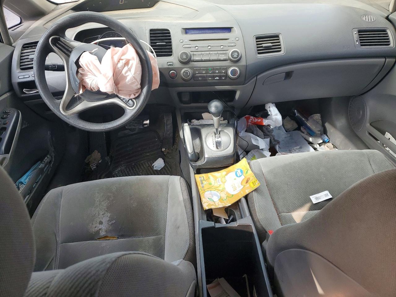 2011 HONDA CIVIC LX photo 8