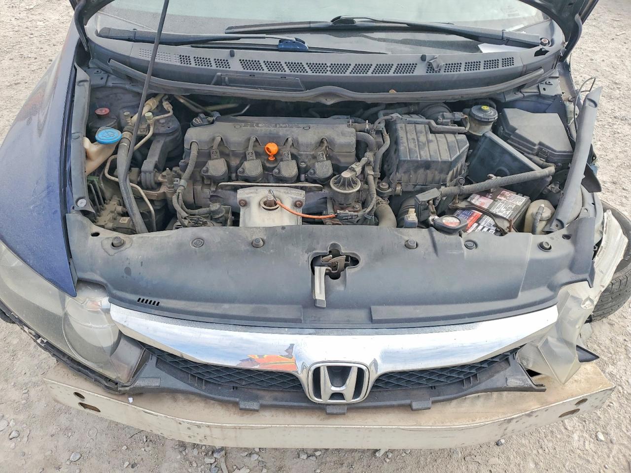 2011 HONDA CIVIC LX photo 11