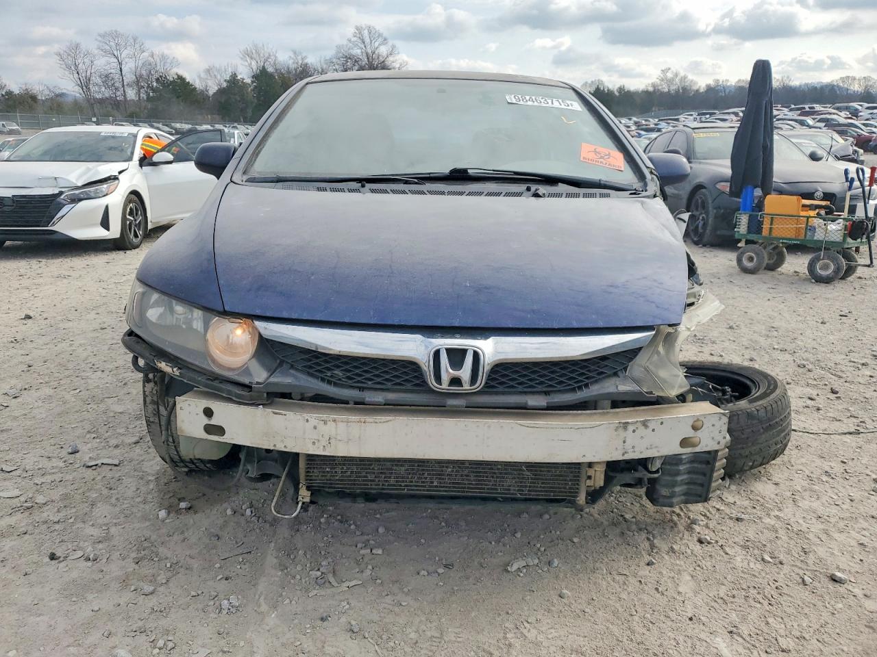 2011 HONDA CIVIC LX photo 5