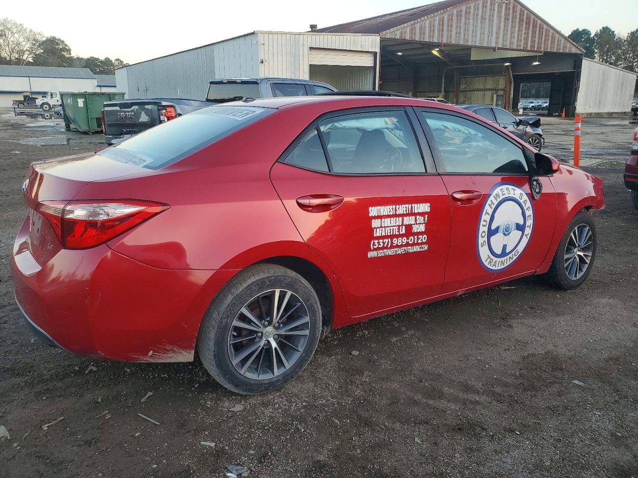 2017 TOYOTA COROLLA L photo 3