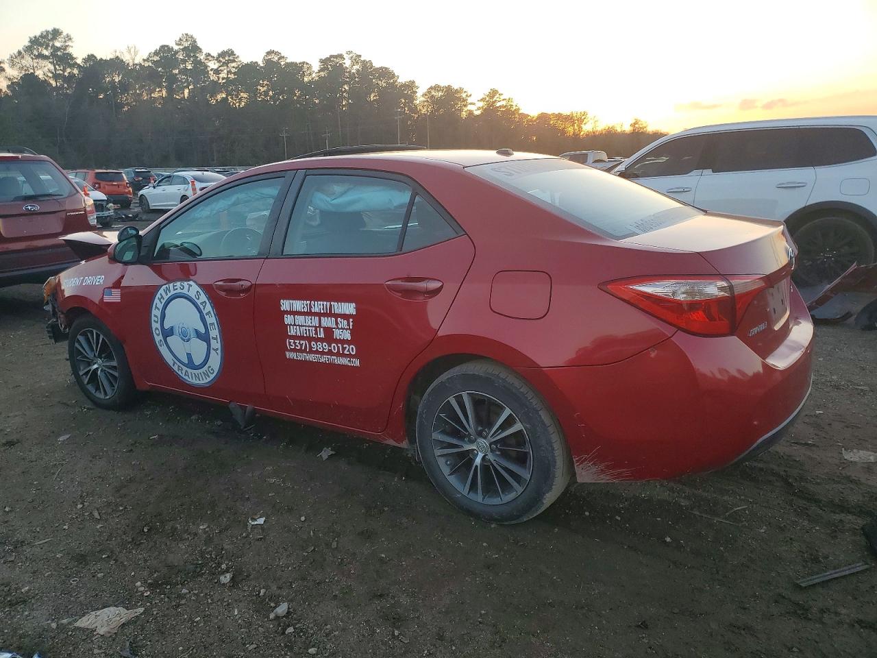 2017 TOYOTA COROLLA L photo 2
