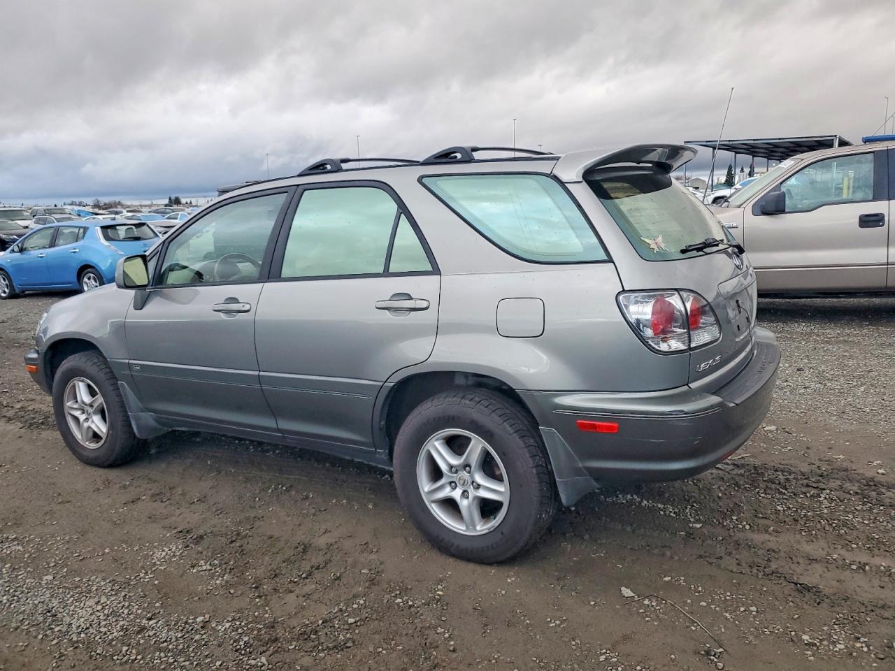 2002 LEXUS RX 300 photo 2