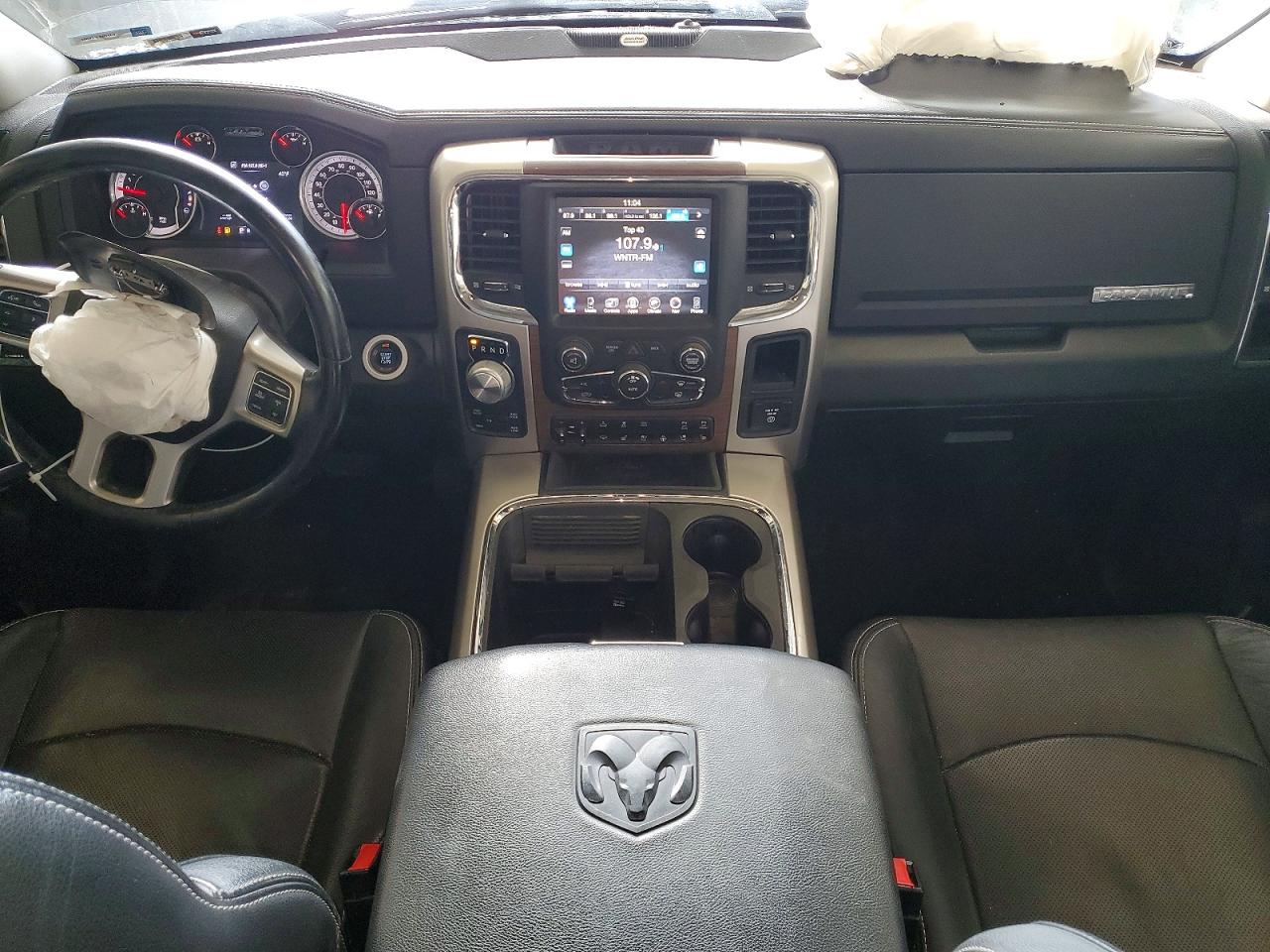 2015 RAM 1500 LARAMIE photo 8