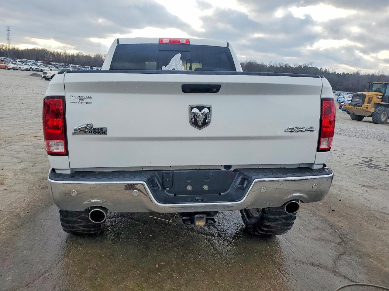 2017 RAM 1500 SLT photo 11