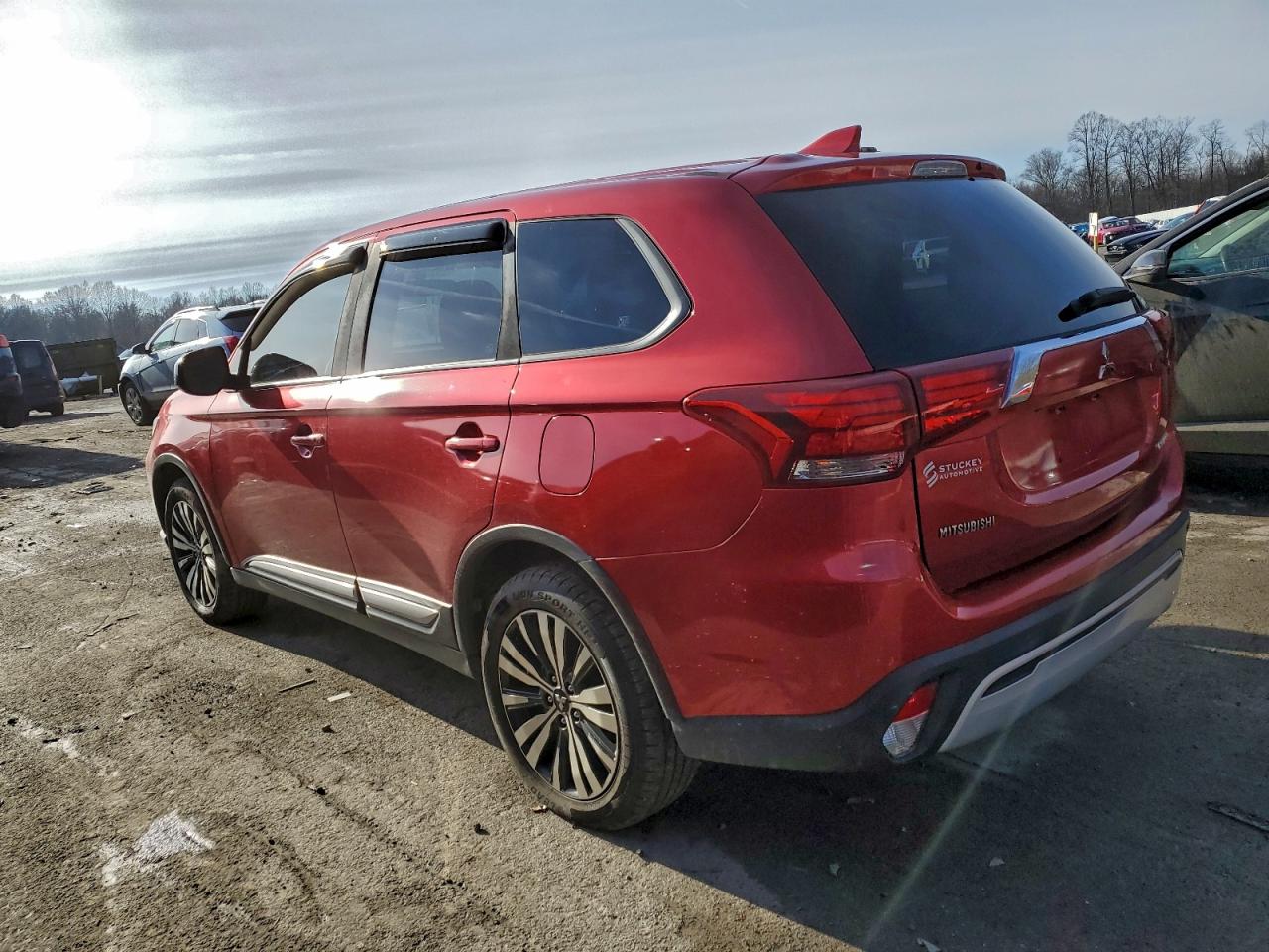 2019 MITSUBISHI OUTLANDER SE photo 2
