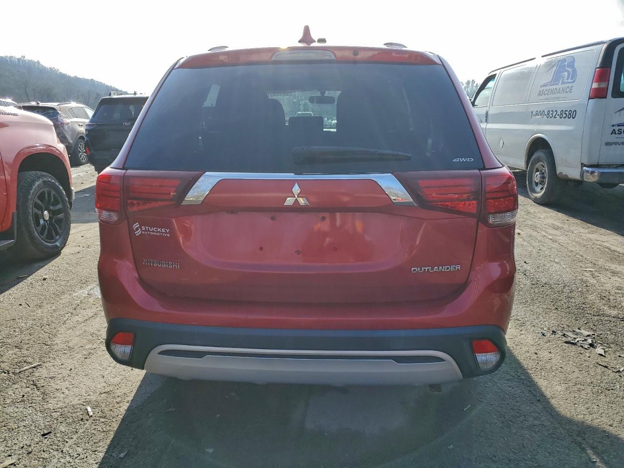 2019 MITSUBISHI OUTLANDER SE photo 6