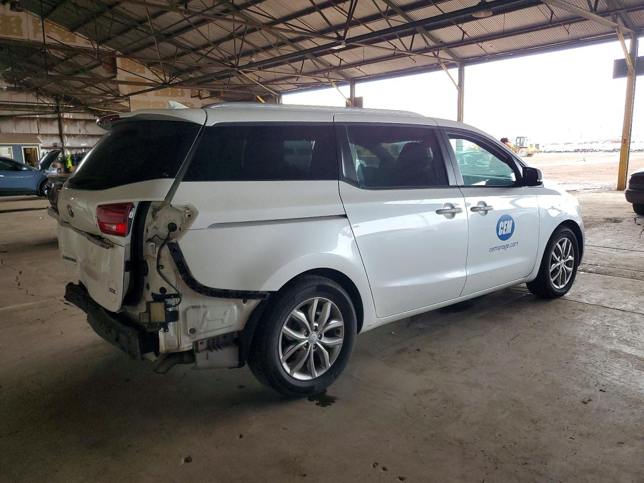 2020 KIA SEDONA LX photo 3