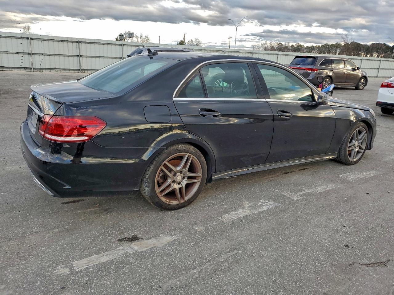 2014 MERCEDES-BENZ E 350 4MATIC photo 3