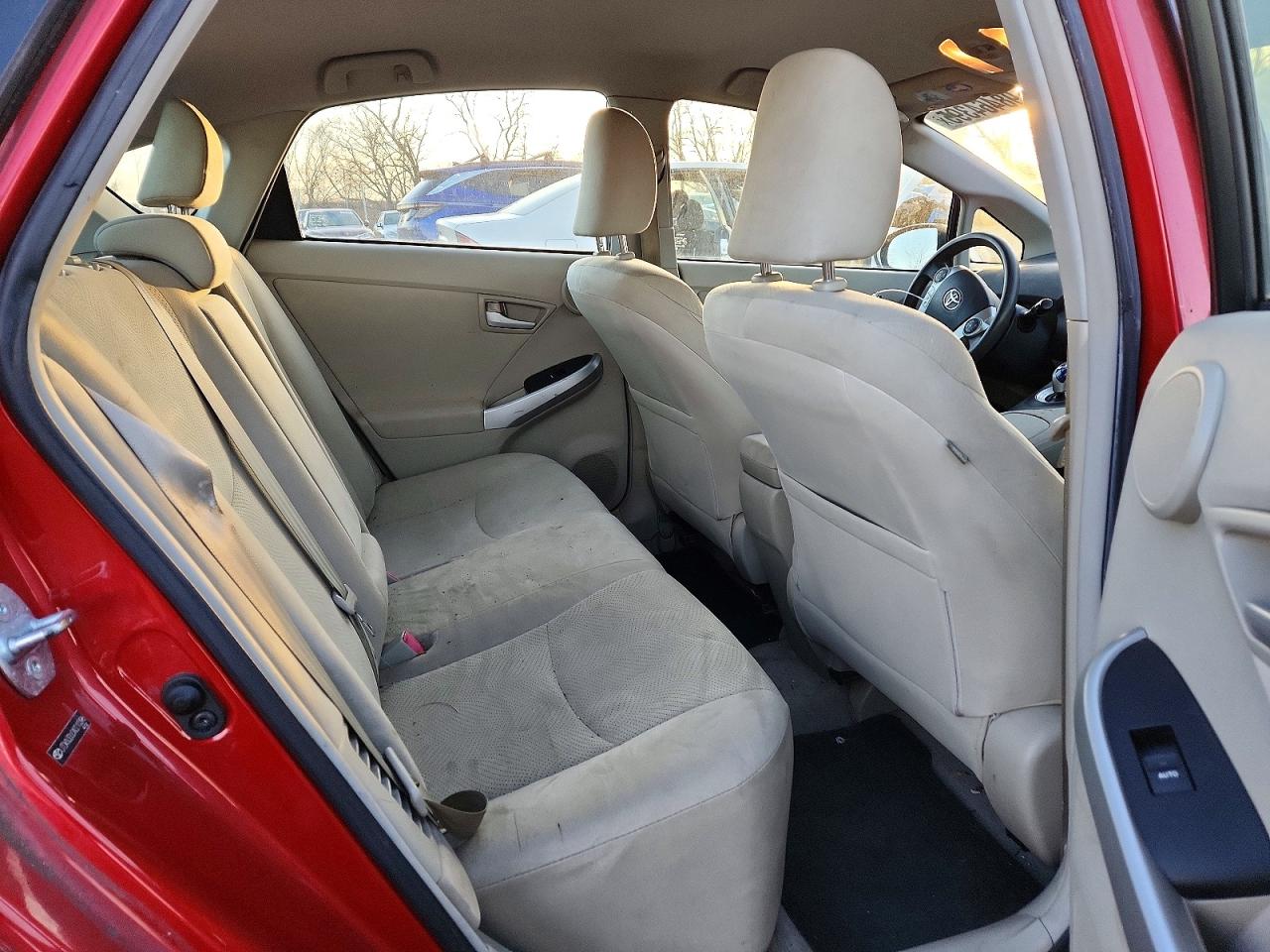 2010 TOYOTA PRIUS photo 10