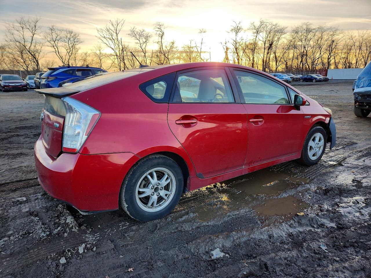 2010 TOYOTA PRIUS photo 3