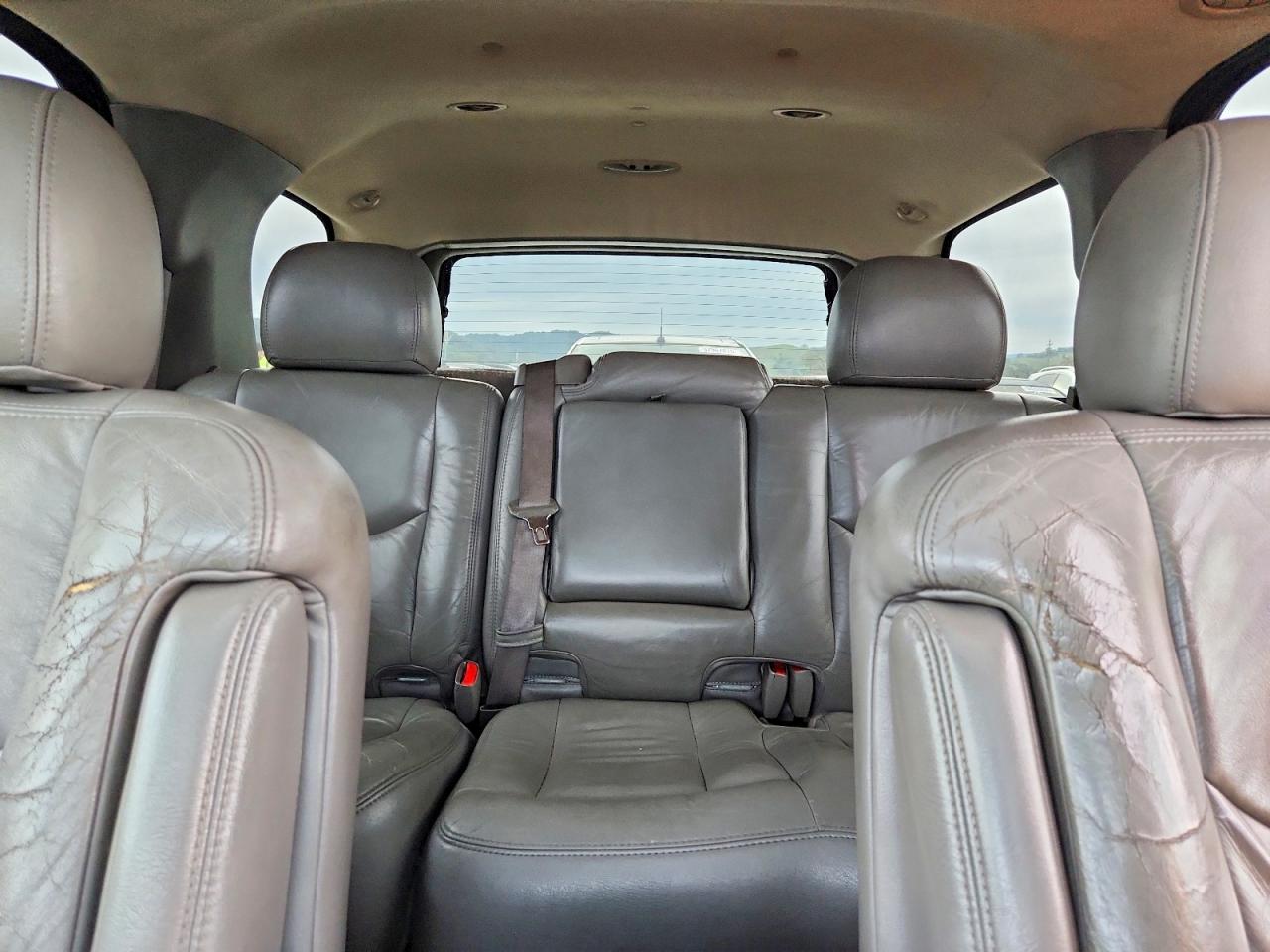 2003 CHEVROLET TAHOE K1500 photo 10