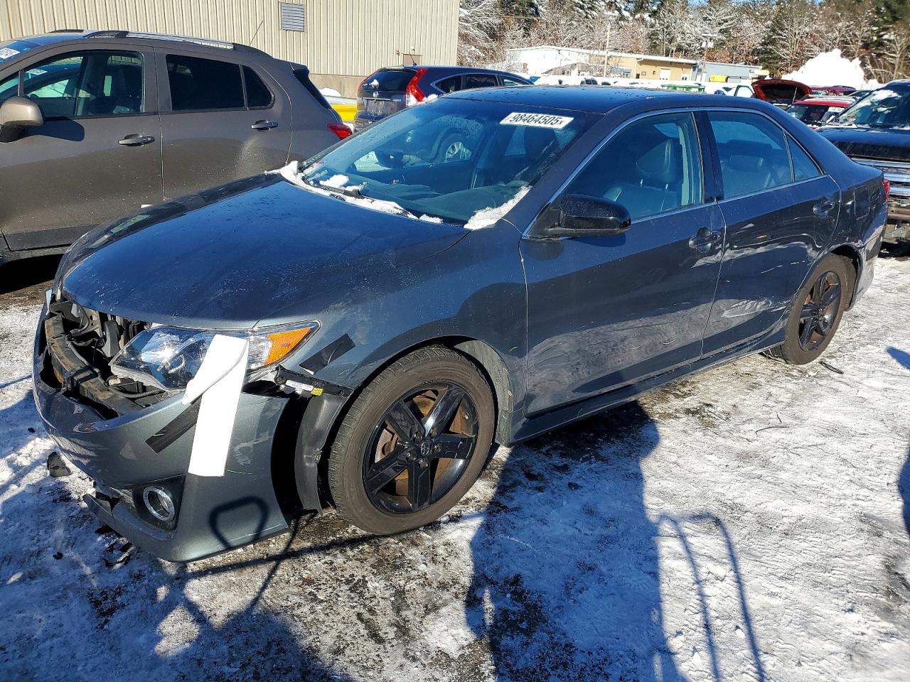 2014 TOYOTA CAMRY