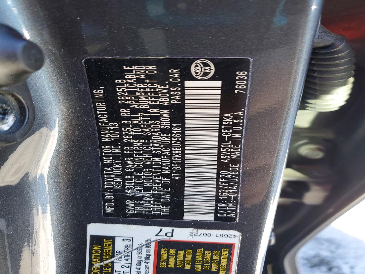 2014 TOYOTA CAMRY L photo 34