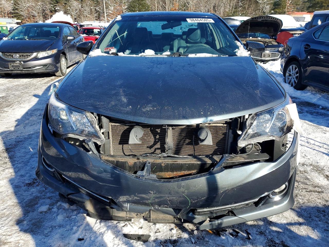 2014 TOYOTA CAMRY L photo 13