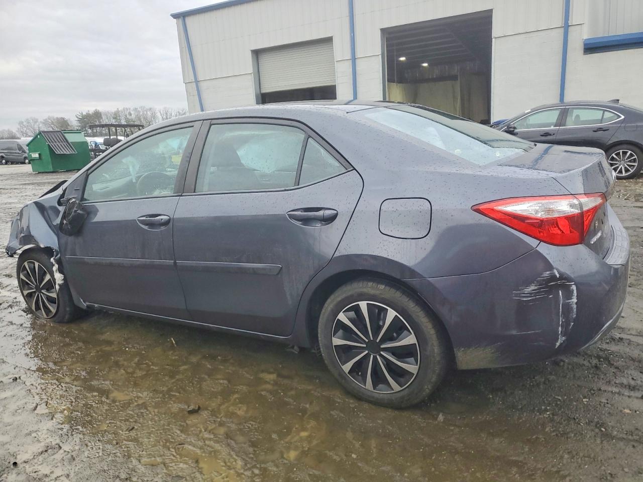 2014 TOYOTA COROLLA L photo 4