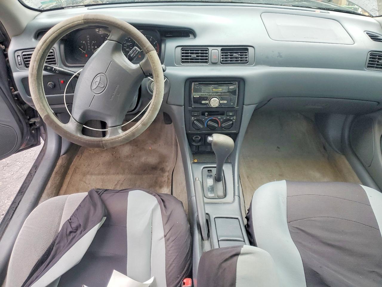 1999 TOYOTA CAMRY CE photo 15