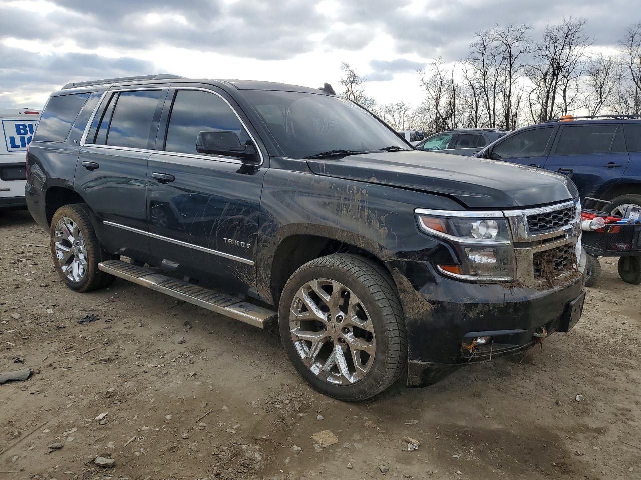 2017 CHEVROLET TAHOE K1500 LT photo 4