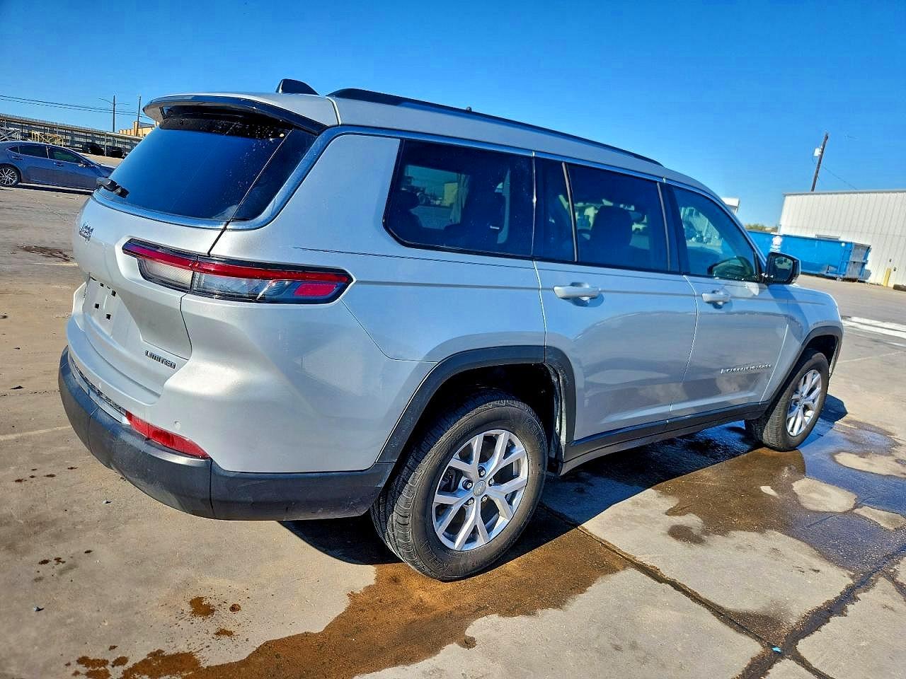 2022 JEEP GRAND CHEROKEE L LIMITED photo 3