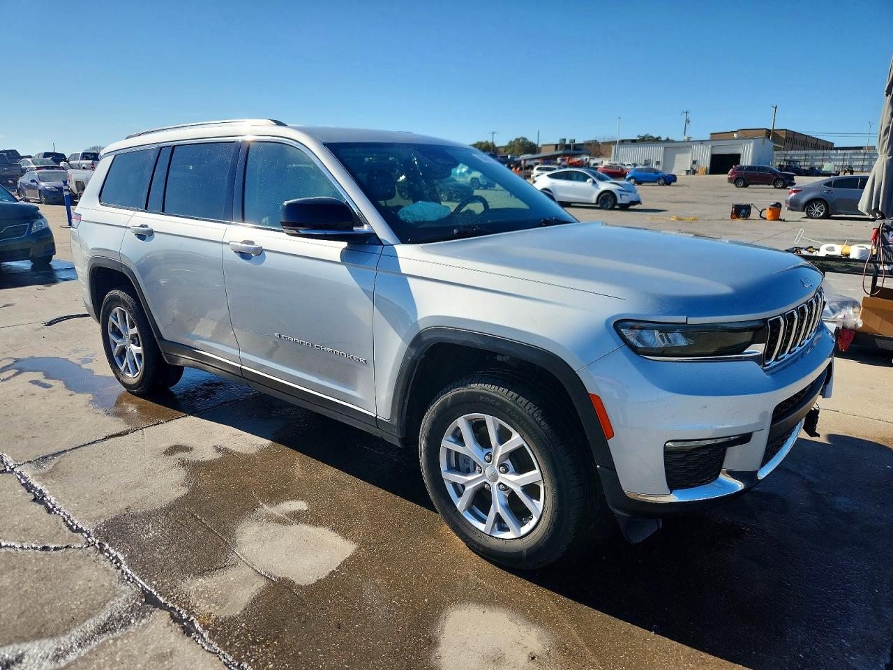 2022 JEEP GRAND CHEROKEE L LIMITED photo 4