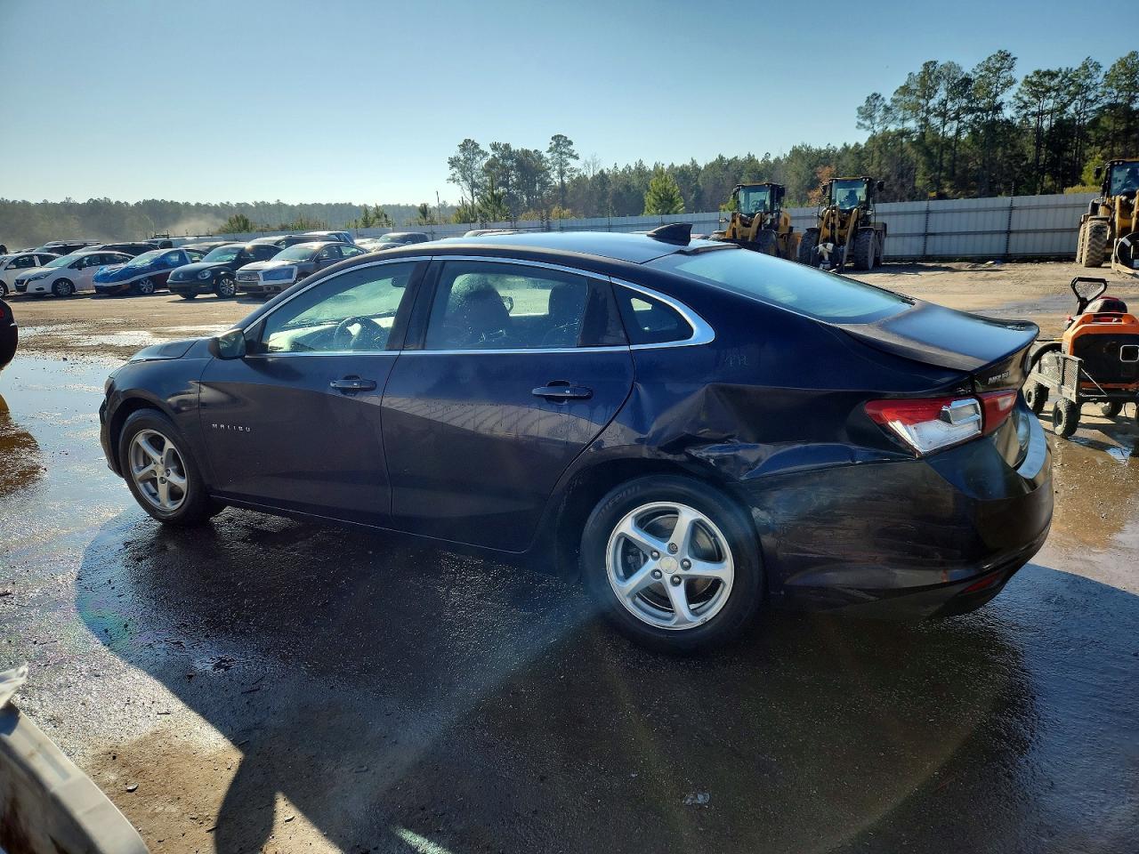 2017 CHEVROLET MALIBU LS photo 2