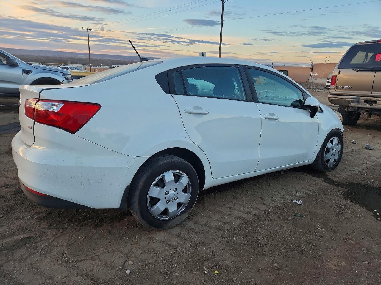 2017 KIA RIO LX photo 3