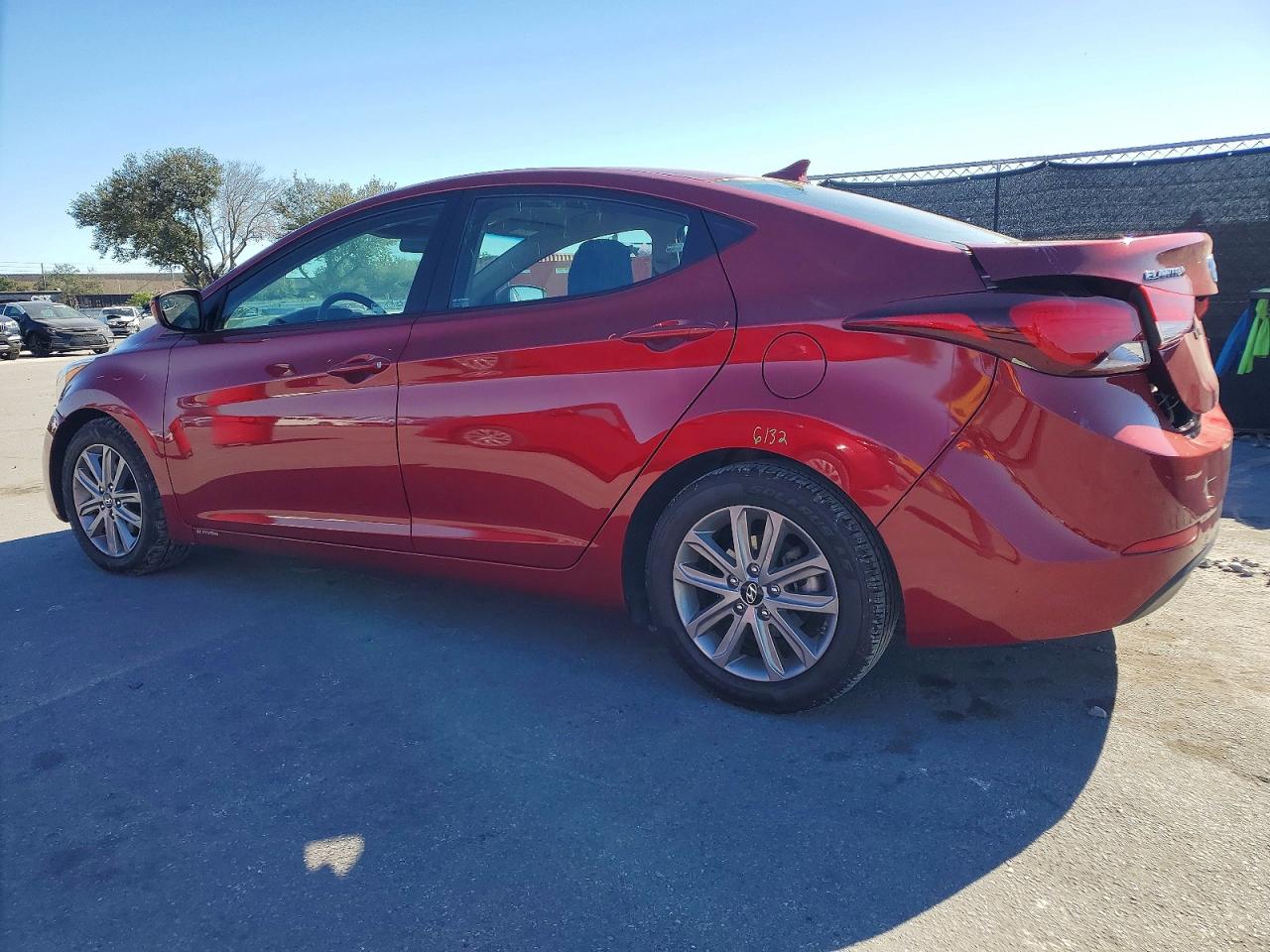 2014 HYUNDAI ELANTRA SE photo 2