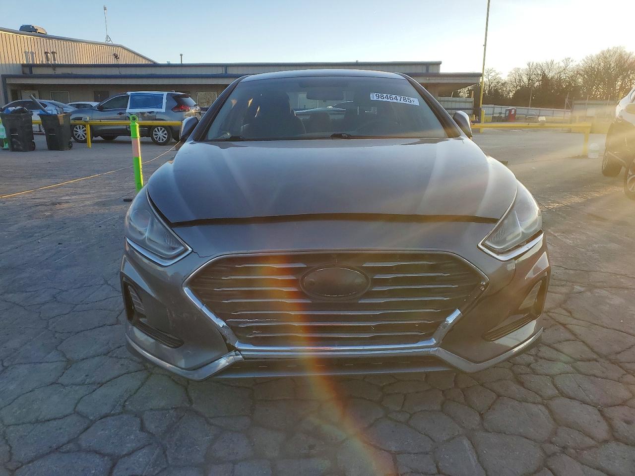 2018 HYUNDAI SONATA SE photo 5