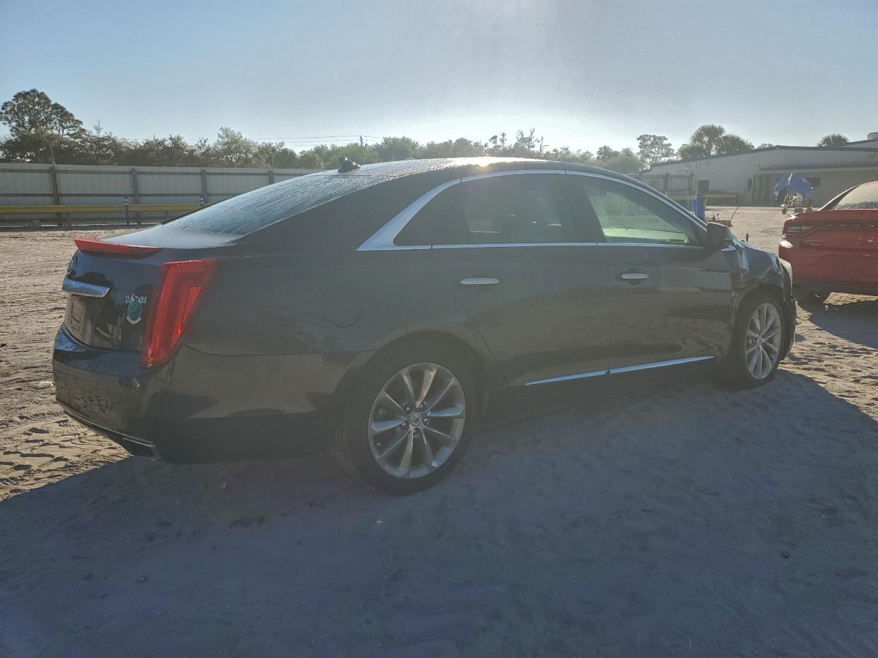 2013 CADILLAC XTS LUXURY COLLECTION photo 3
