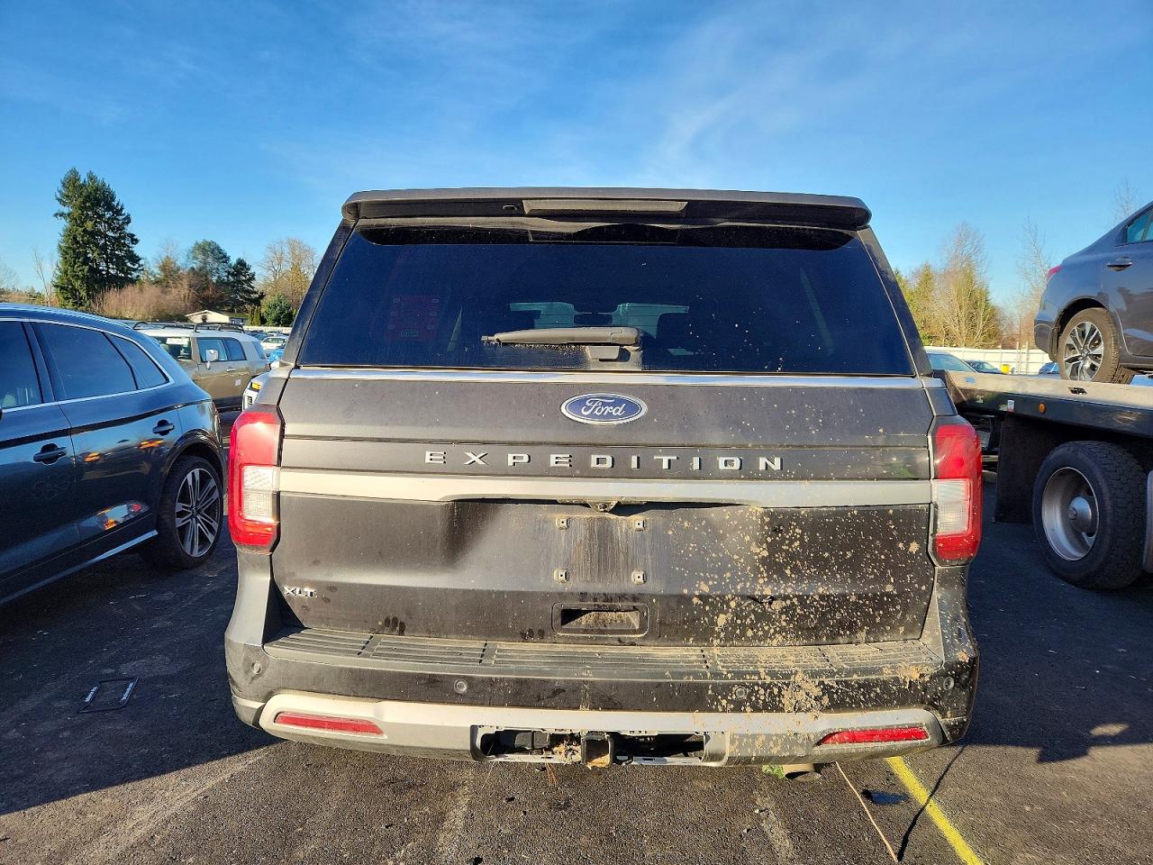 2024 FORD EXPEDITION XLT photo 6