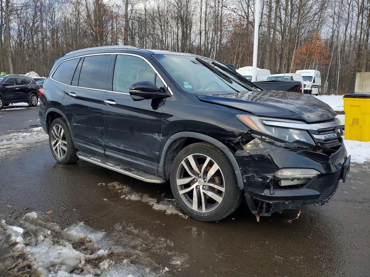 2016 HONDA PILOT TOURING photo 4