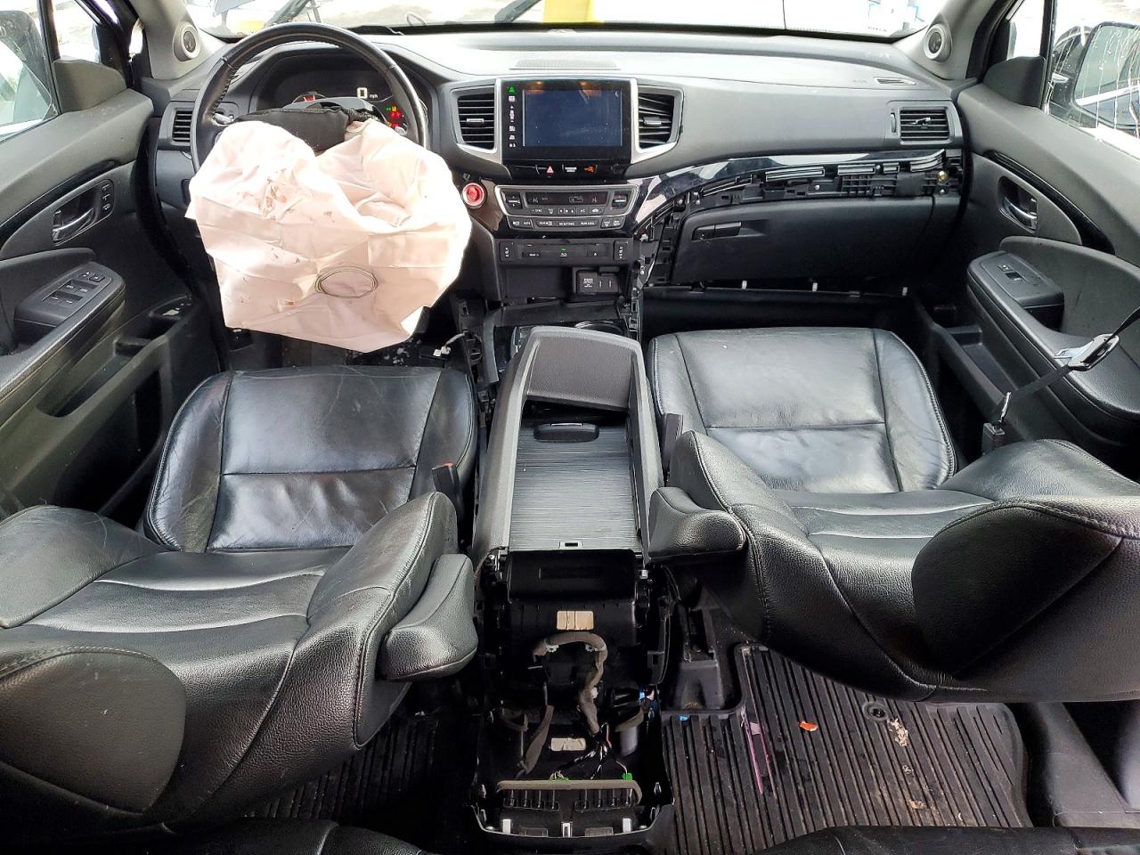 2016 HONDA PILOT TOURING photo 8