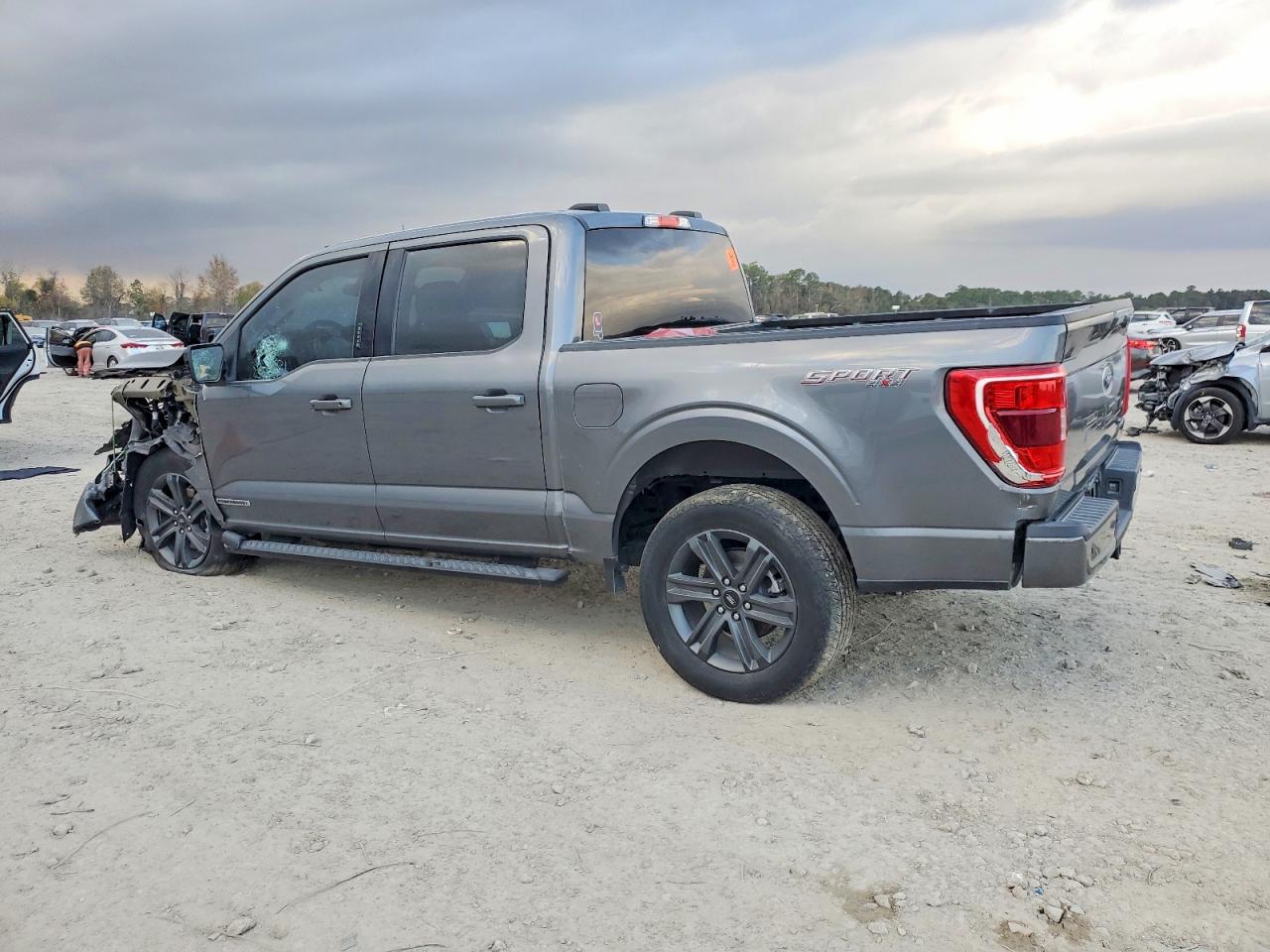 2023 FORD F150 SUPERCREW photo 2
