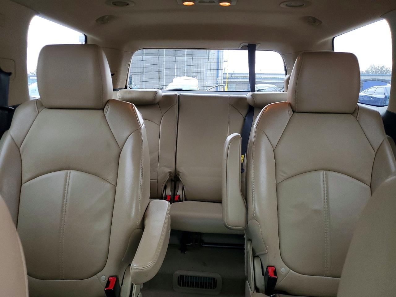 2011 GMC ACADIA SLT-1 photo 10