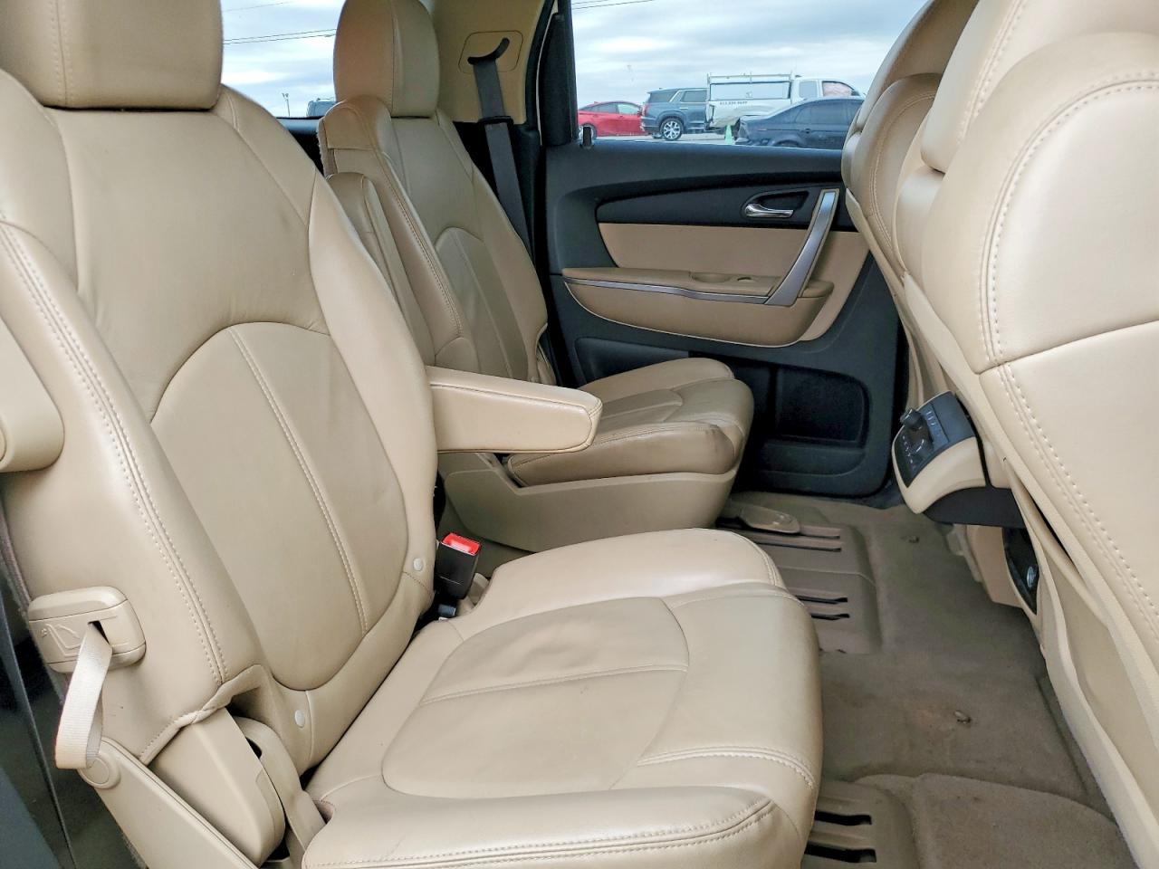2011 GMC ACADIA SLT-1 photo 11