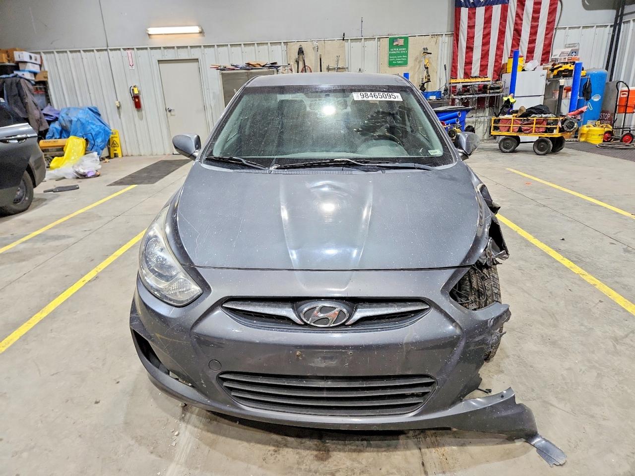 2012 HYUNDAI ACCENT GLS photo 5